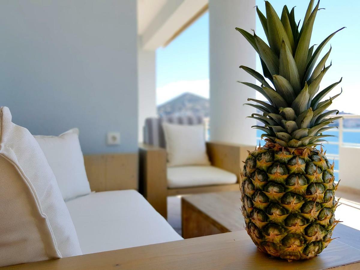 Limani Luxury Apartments Beachfront Saranda Dış mekan fotoğraf